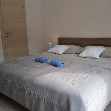 Σπίτι διακοπών Near Omis *